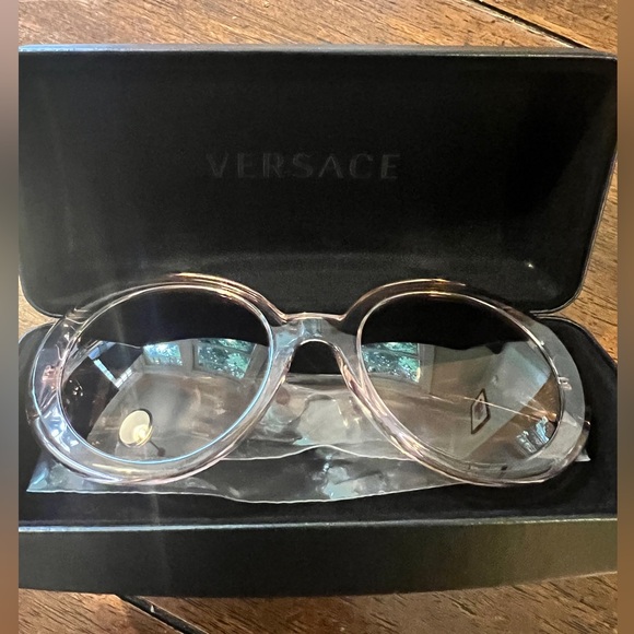 Versace Accessories - Brand new Versace sunglasses - rose tinted lens